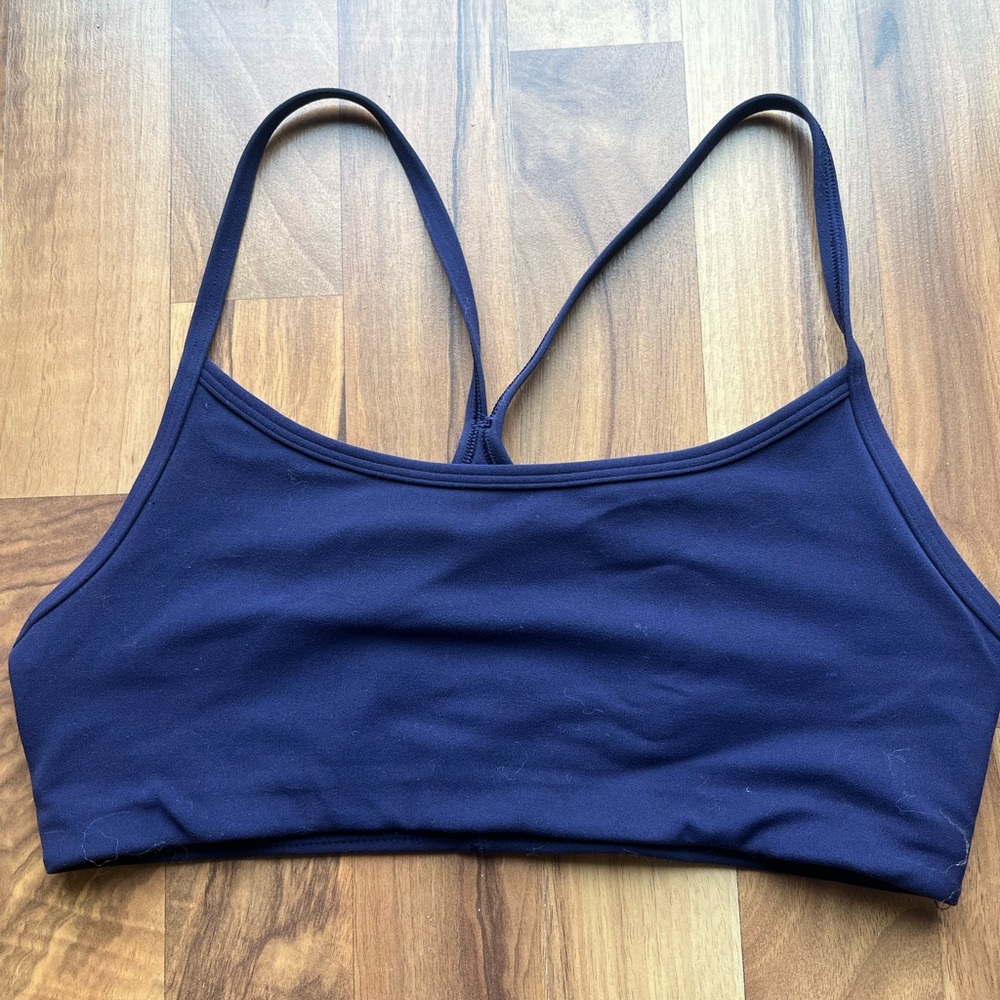 Vuori All the Feels Bra purple size small